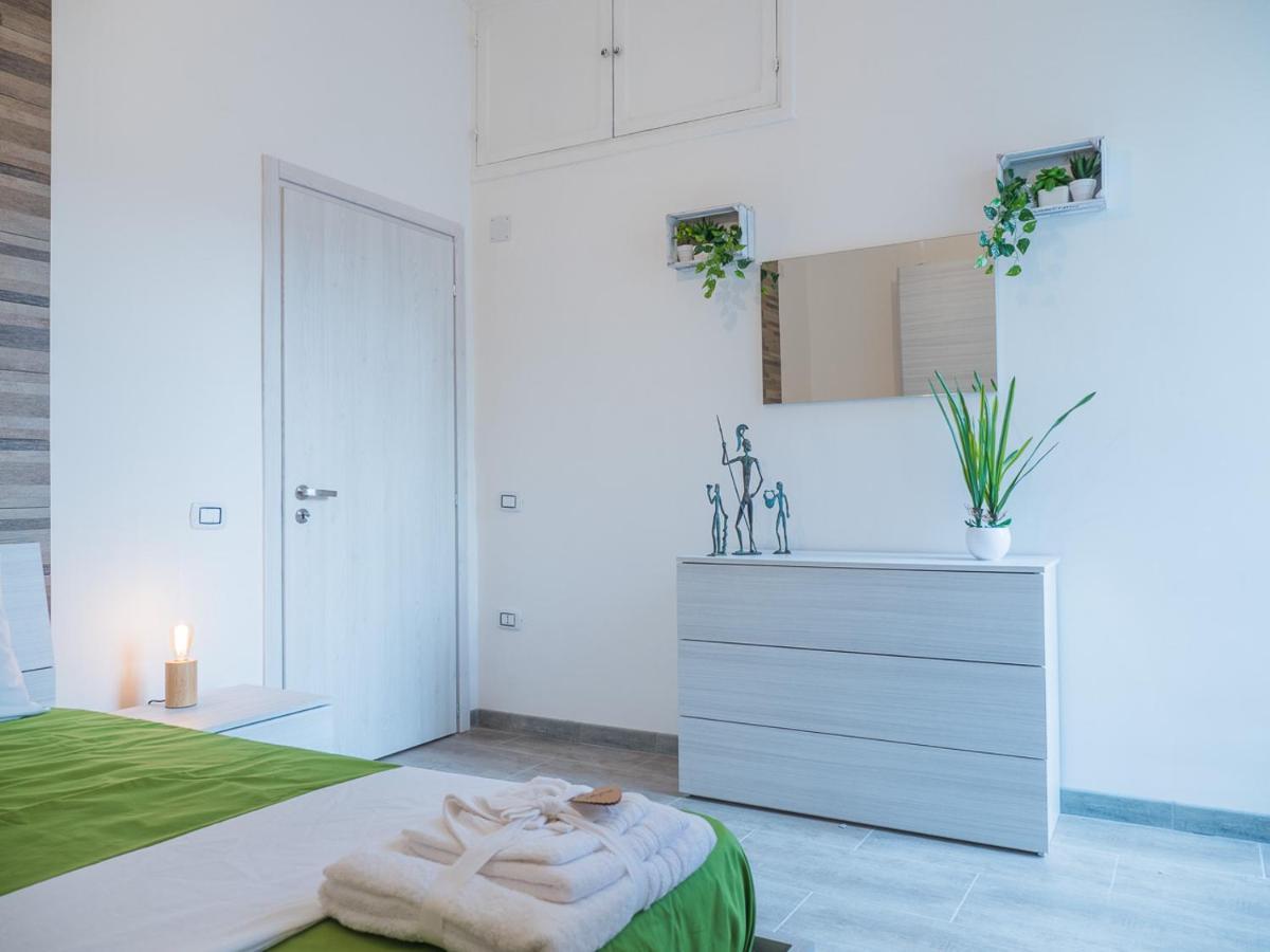 Appartamento Chiaia Premium Flat, Naples Center, Near Seaside Esterno foto